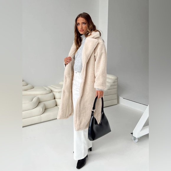 Princess Polly Leah Teddy Coat - Picture 2 of 7